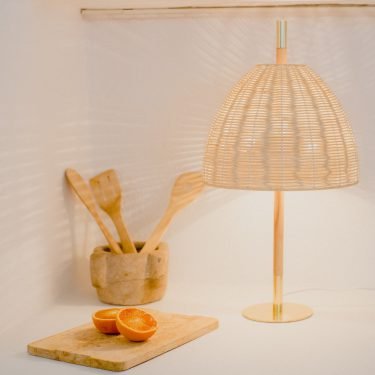 Handcrafted Amà Table Light, in brass and rattan, by Mediterranean Objects